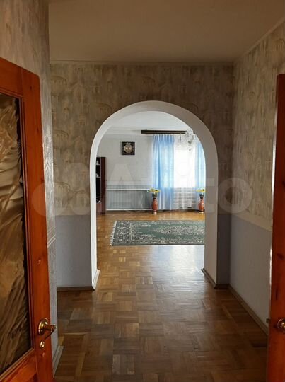 Дом 327 м² на участке 20 сот.