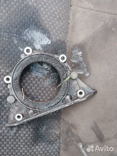 Крышка задняя лобовая Hyundai Elantra 3 1.6 G4ED