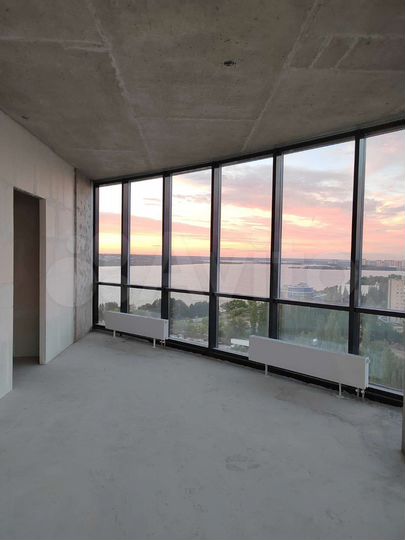 3-к. квартира, 102,5 м², 18/20 эт.