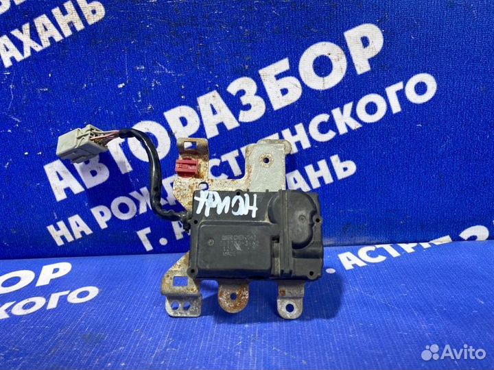 Моторчик заслонок отопителя Honda Rafaga седан