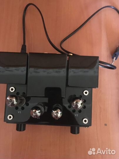 Ламповый усилитель для наушников Line Magnetic 218