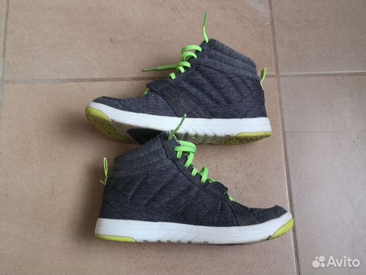 Кроссовки высокие decathlon