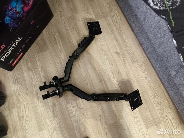 2 Монитора ardor portal + кронштейн