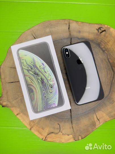 iPhone Xs, 64 ГБ