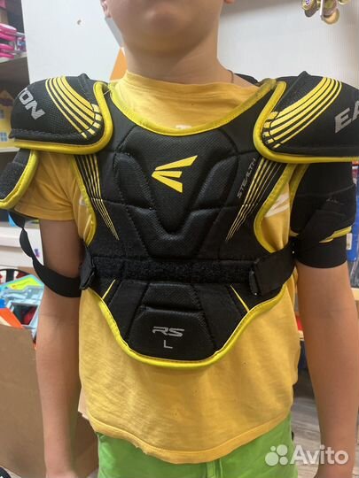 Нагрудник хоккейный