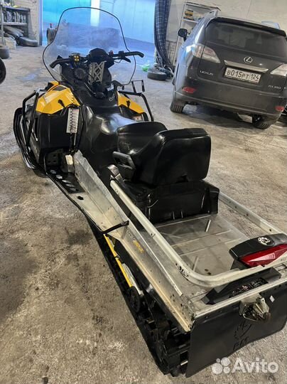 Brp ski-doo skandic 600 ace