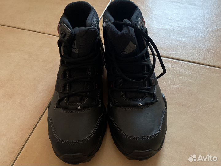 Обувь мужская кожаная 42,5 размер adidas