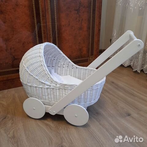 Коляска для кукол новая