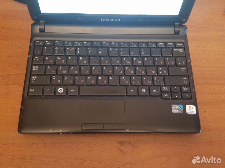 Нетбук Samsung NP-N102