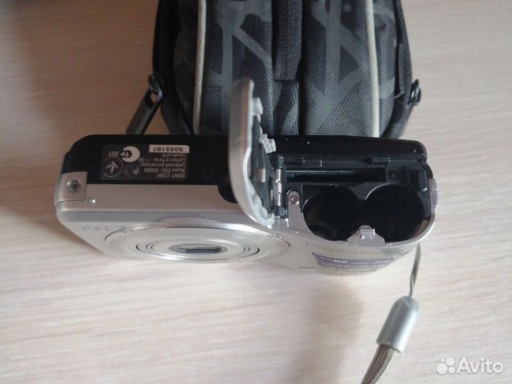 Компактный фотоаппарат sony cyber shot 14.1