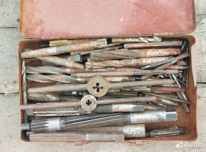 Принадлежности