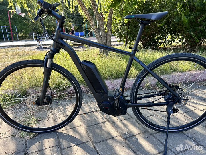 Электровелосипед Cube