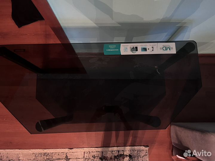 Стеклянная тумба