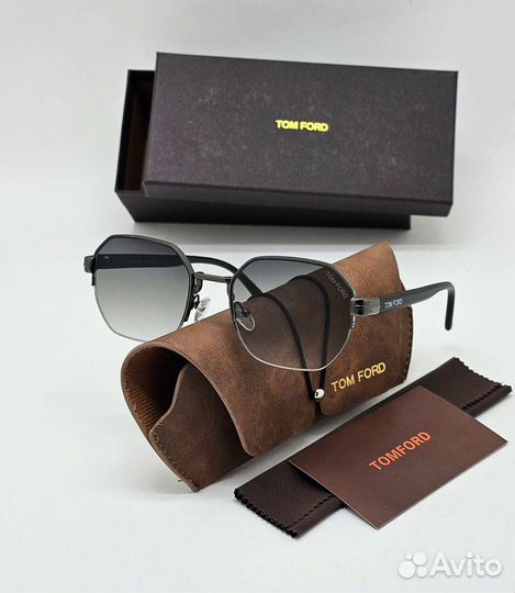 Солнцезащитные очки женские Tom Ford