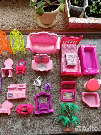 Мебель для кукольного домика
