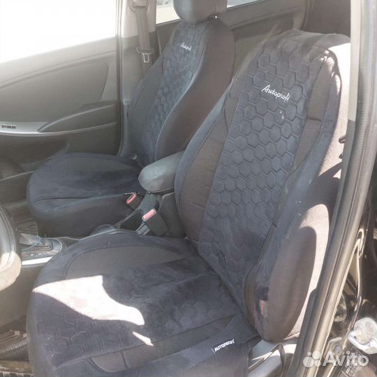 Чехлы на автомобильные сидения