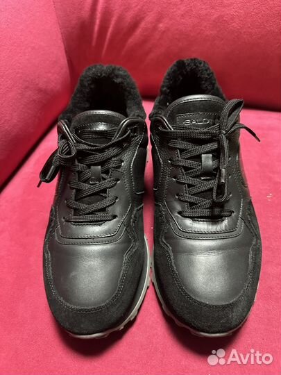 43 бу кроссовки на меху Baldinini