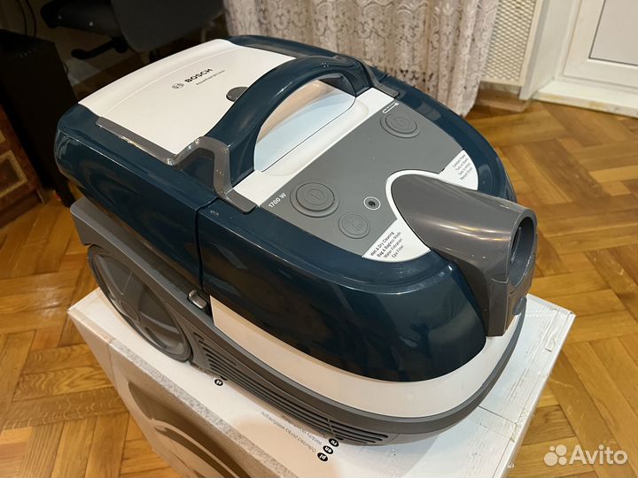 Пылесос Bosch BWD41720