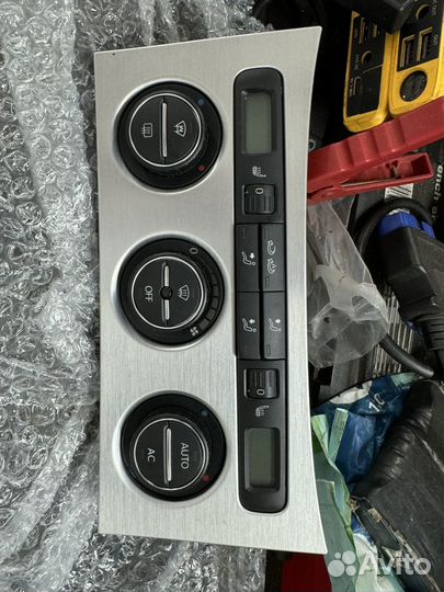 Блок климат контроля passat