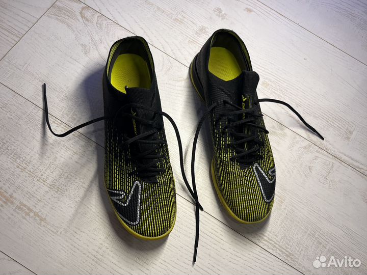 Футбольные шиповки demix 42 размер