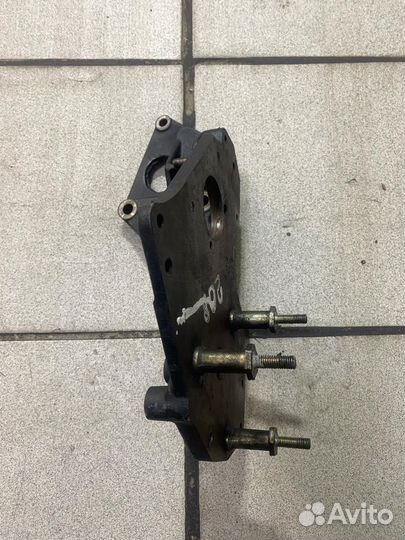 Кронштейн двс тнвд Nissan Primera P11 2.0 TDI