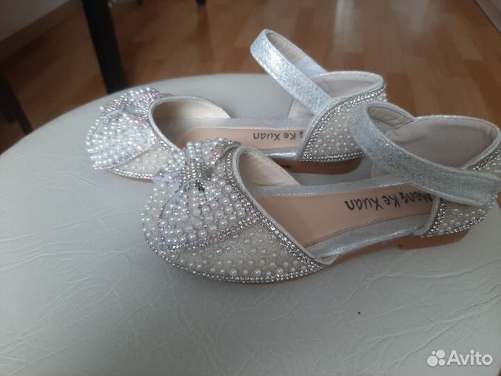 Туфли для девочки