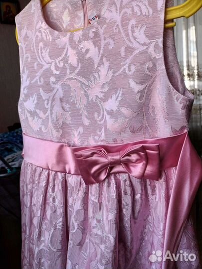 Нарядное платье для девочки 128 134