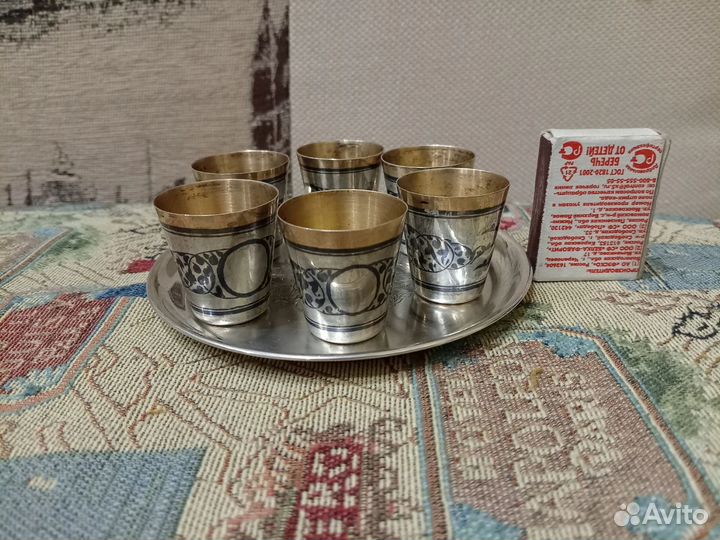 Набор серебряных стопок на подносе, 875 проба
