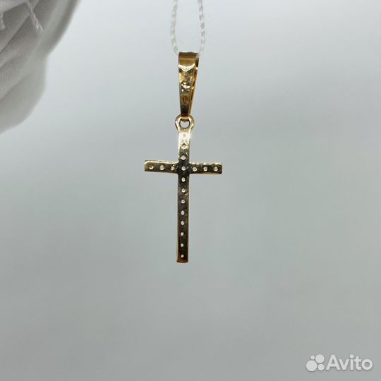 Золотая подвеска с камнем