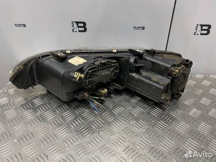 Фара ксеноновая передняя правая Mazda 6 GG 2005