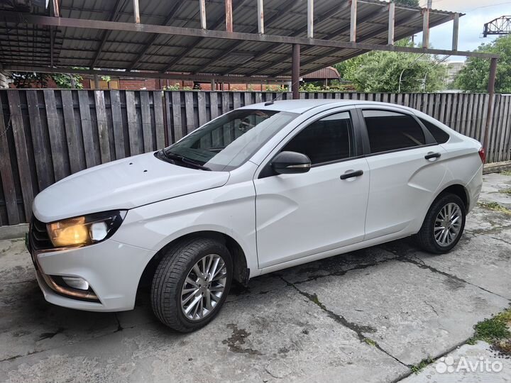 LADA Vesta 1.6 МТ, 2017, 130 000 км