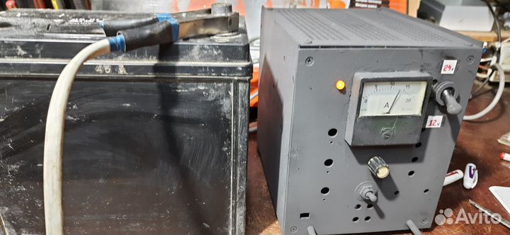 Пуско зарядное устройство на 12 - 24 V