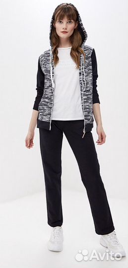 Костюм спортивный