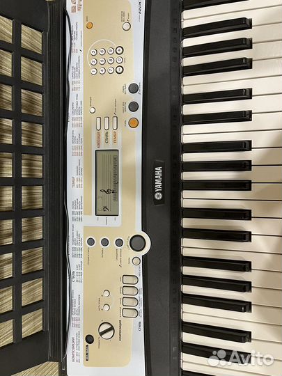 Цифровое пианино yamaha