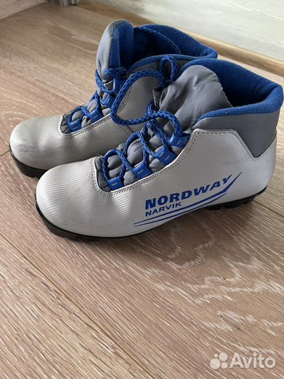 Лыжные ботинки 34