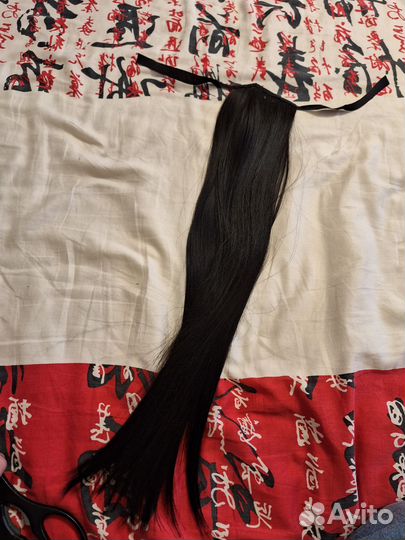 Волосы на заколках