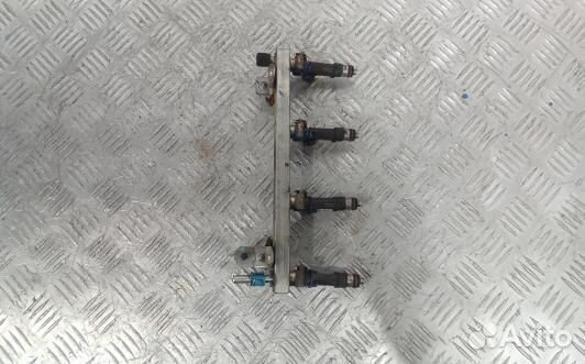 Топливная рампа бензиновая opel astra H (7DN11TJ01)