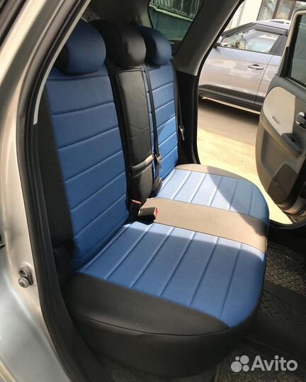 Автомобильные чехлы на Nissan Note (2005-2014)