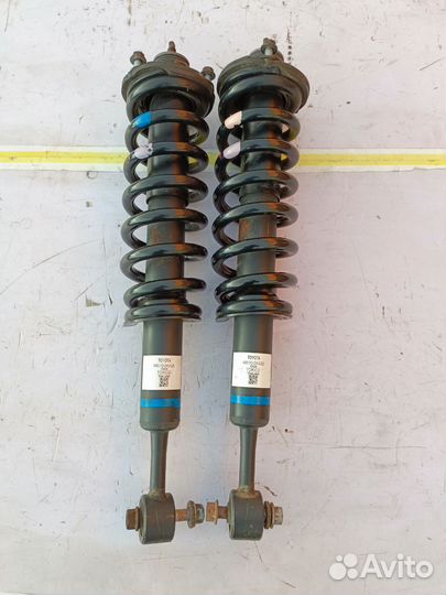 Амортизаторы передние Toyota Fortuner 2 Hilux 8