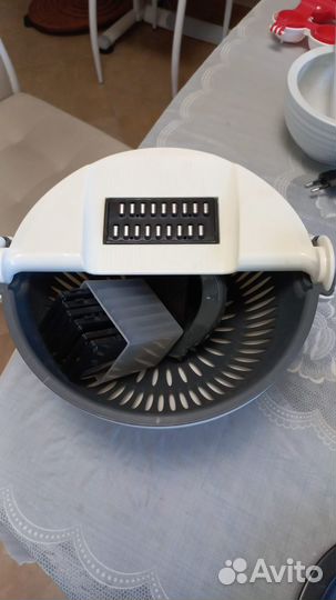 Многофункциональная овощерезка с дуршлагом новая