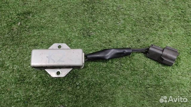 Блок управления вентилятором охлаждения Nissan Ti