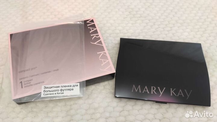 Футляр для косметики большой Мэри Кэй. Новый