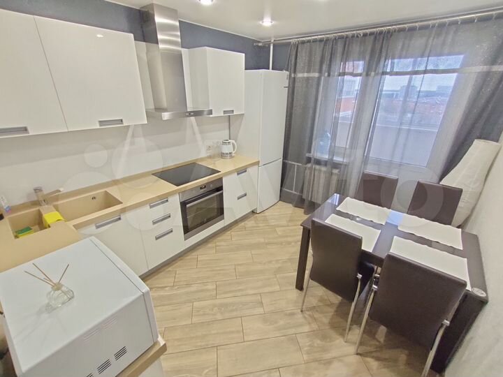 2-к. квартира, 55,7 м², 12/16 эт.