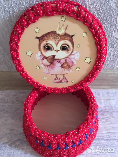 Корзиночка вязаная красная с совой