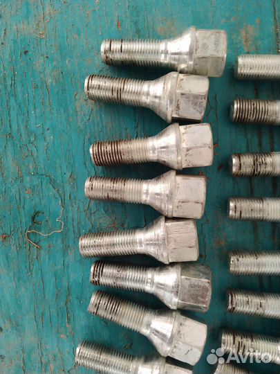 Колесные болты