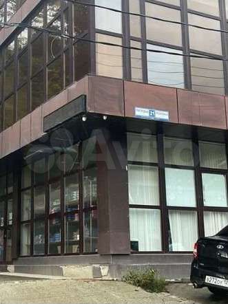 Здание, 1121 м²