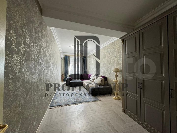 3-к. квартира, 95 м², 9/13 эт.