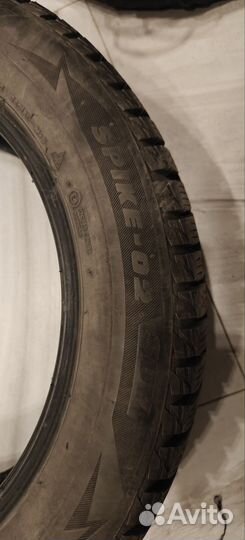 Bridgestone Blizzak Spike-02 SUV 215/55 R18 98T