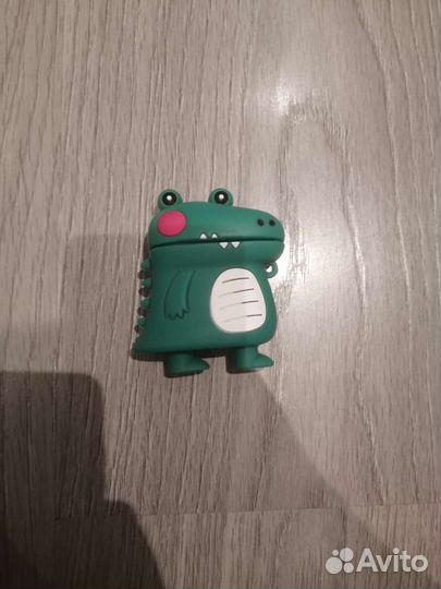 Чехол на airpods