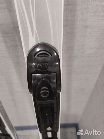 Беговые лыжи и палки Fisher